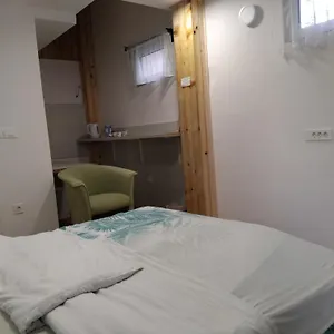 Hostel & Murgle, Lublaň